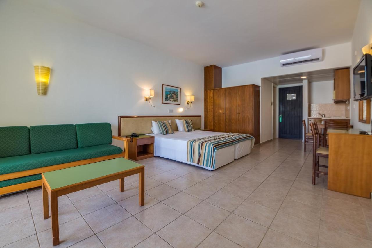 أيا نابا Panas Villas المظهر الخارجي الصورة